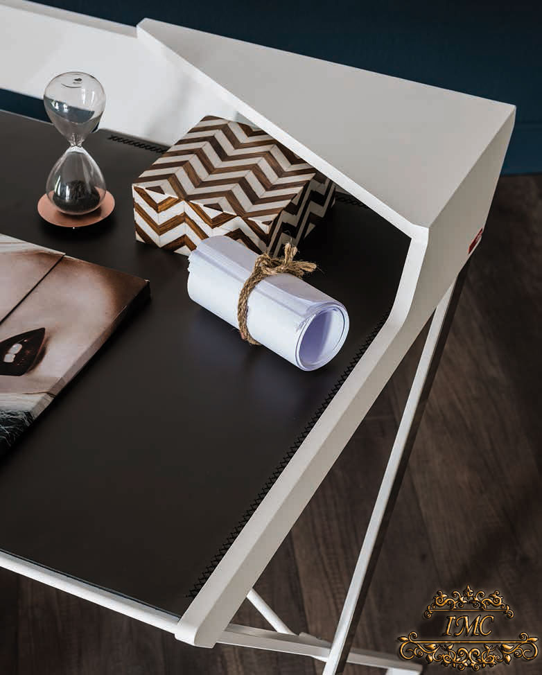 Итальянский письменный стол Qwerty фабрики Cattelan Italia. Изображение 3
