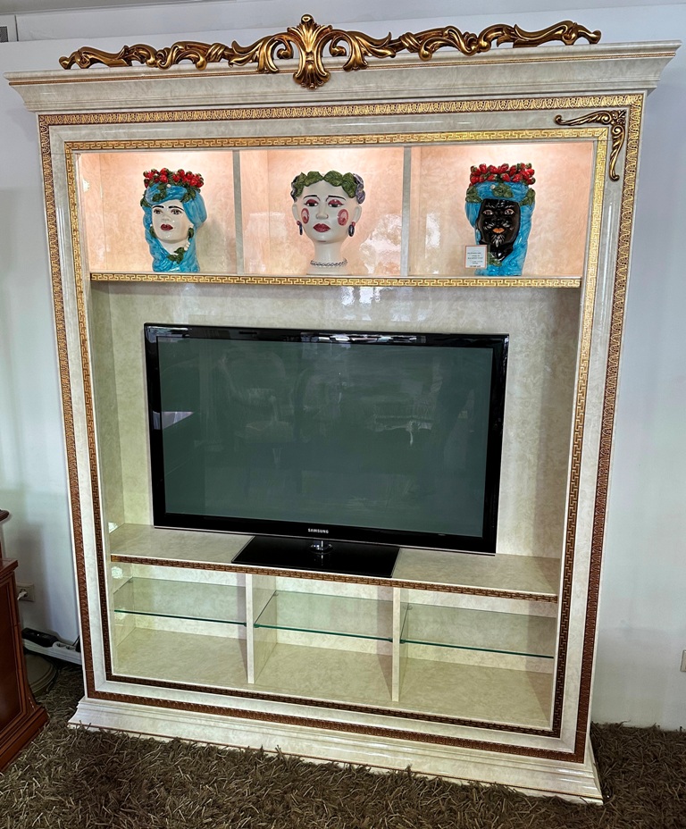 Стенка под ТВ Leonardo фабрики Arredo Classic. Изображение 3