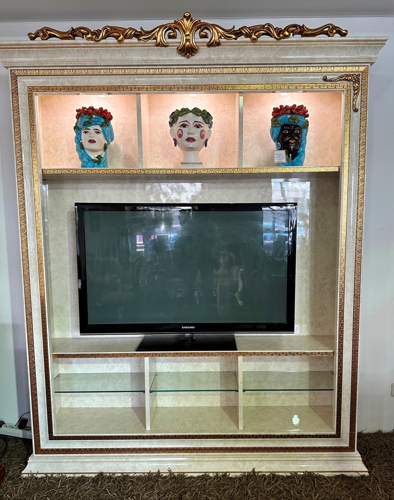 Стенка под ТВ Leonardo фабрики Arredo Classic. Изображение 2