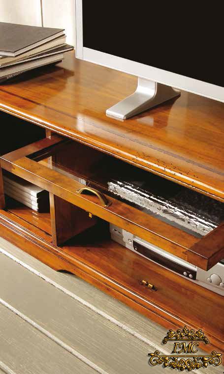 Итальянская мебель для ТВ Classici фабрики Tosato. Изображение 3
