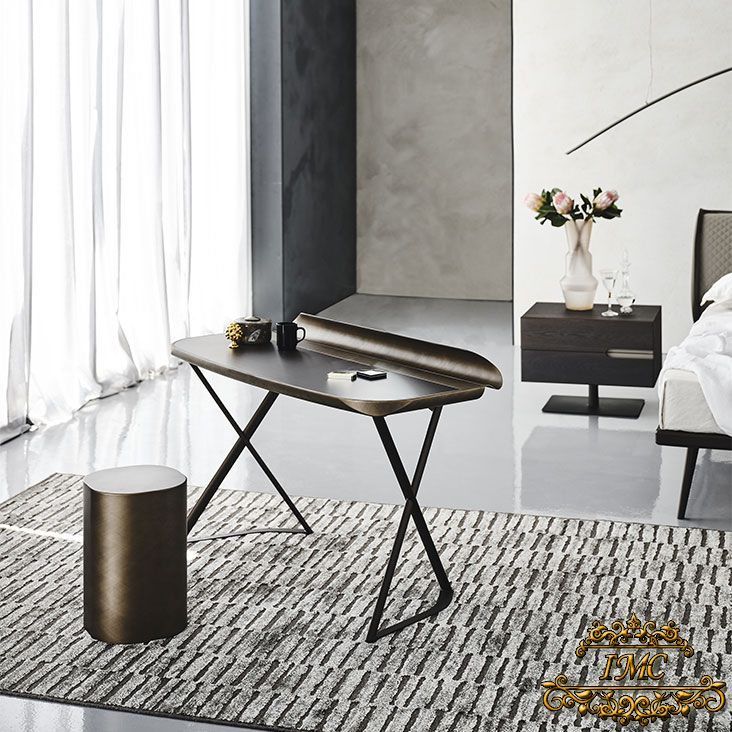 Итальянский письменный стол Cocoon Leather фабрики Cattelan Italia. Изображение 2