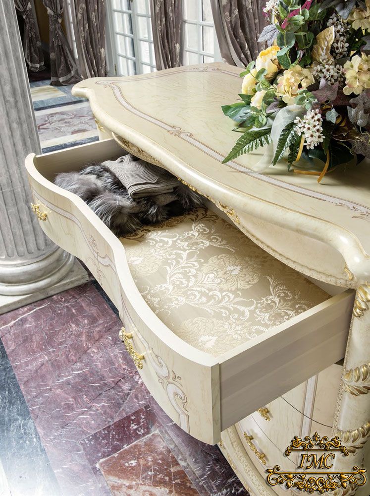 Итальянская спальня Madame Royale фабрики Mobil Piu Luxury. Изображение 50