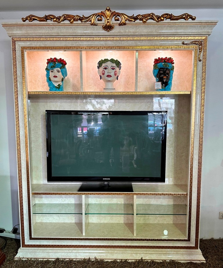 Стенка под ТВ Leonardo фабрики Arredo Classic. Изображение 5